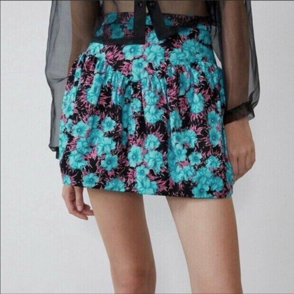 ZARA Floral High Waist Mini Skirt Sz Small NWT - Picture 2 of 7